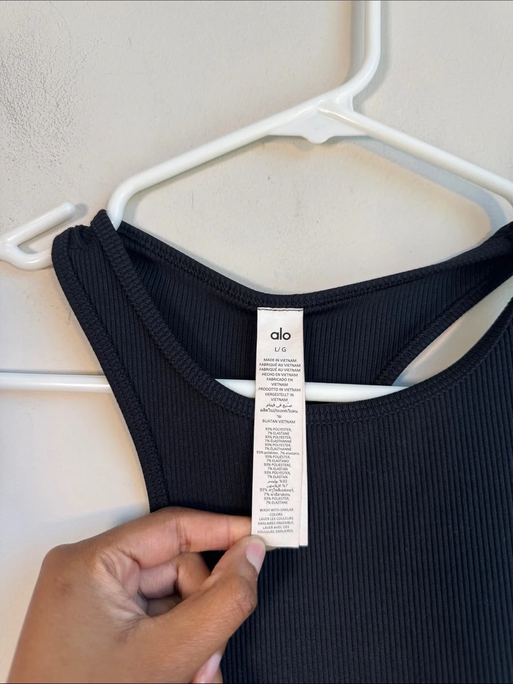 ALO Yoga Alosoft Ribbed Revelation Tank in Black - L
